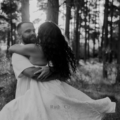 Where Should We Do Our Engagement Photos? A Guide to Choosing the Perfect Location
